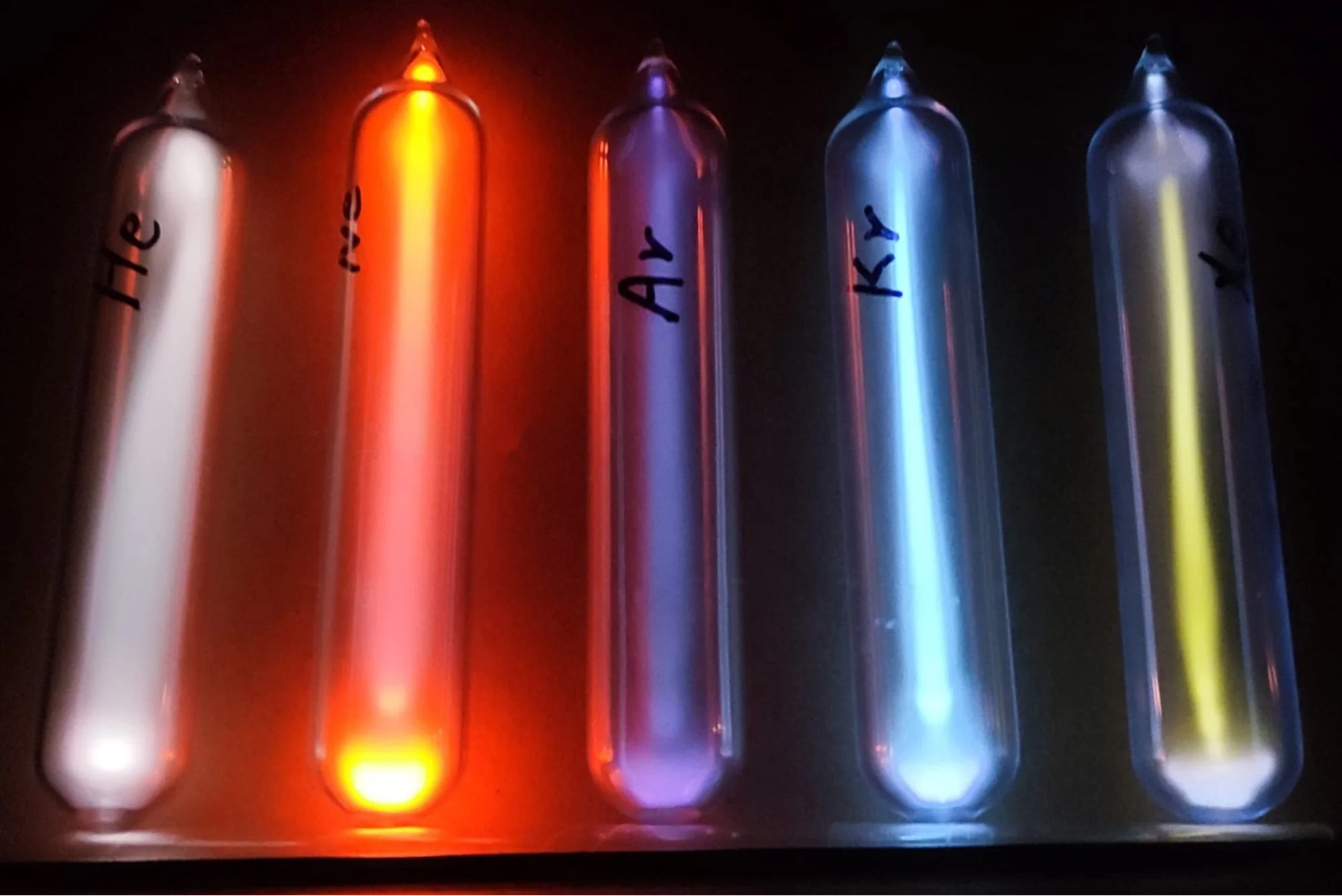 Are vintage neon signs energy-efficient?