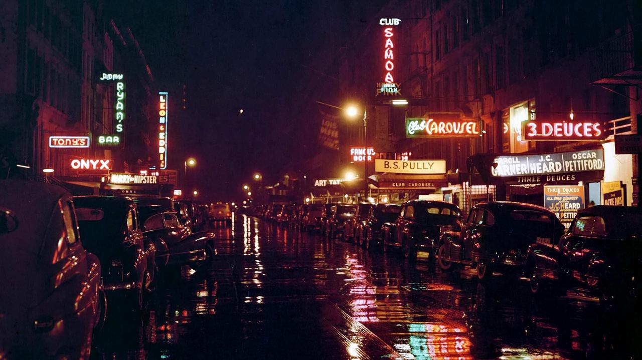 The Enchanting World of Neon | Journeying through Neon Art - NeonsignLife