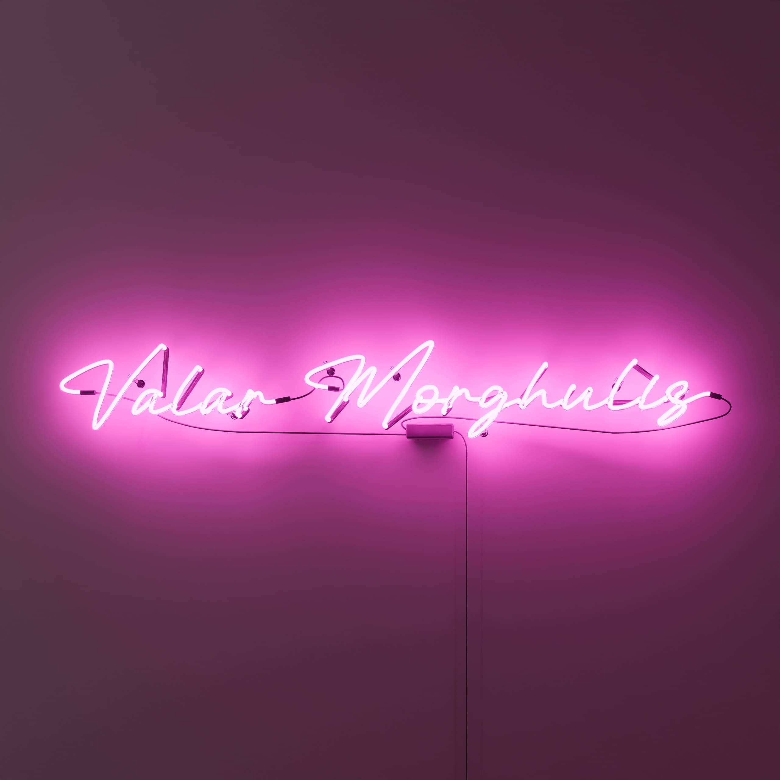 vintage-neon-signs-illuminate-'valar-morghulis'