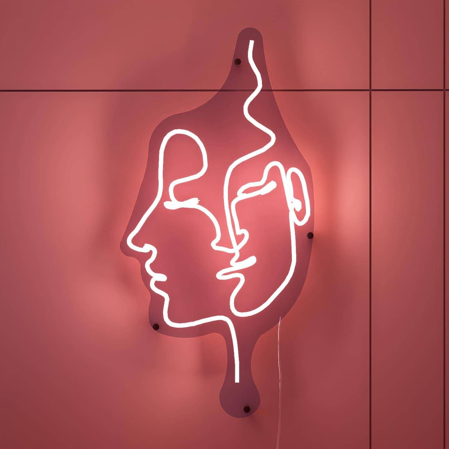 custom-neon-sign-moder-nismar-tistseries-Pcasso-face-eFireBrick