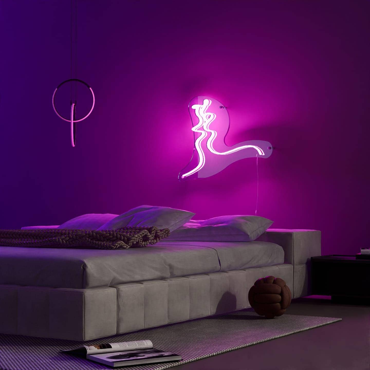 custom-neon-sign-moder-nismarti-stseries-Pcassoday-pink-pink