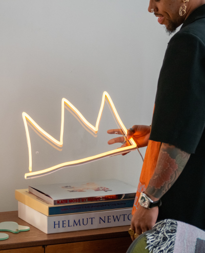 What are the Benefits of Using Custom LED Lights Signs for Businesses?