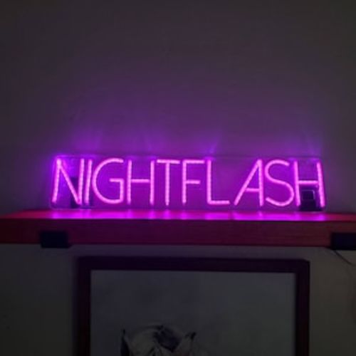 Lashes Neon Sign highlights your beauty space with a stylish glow