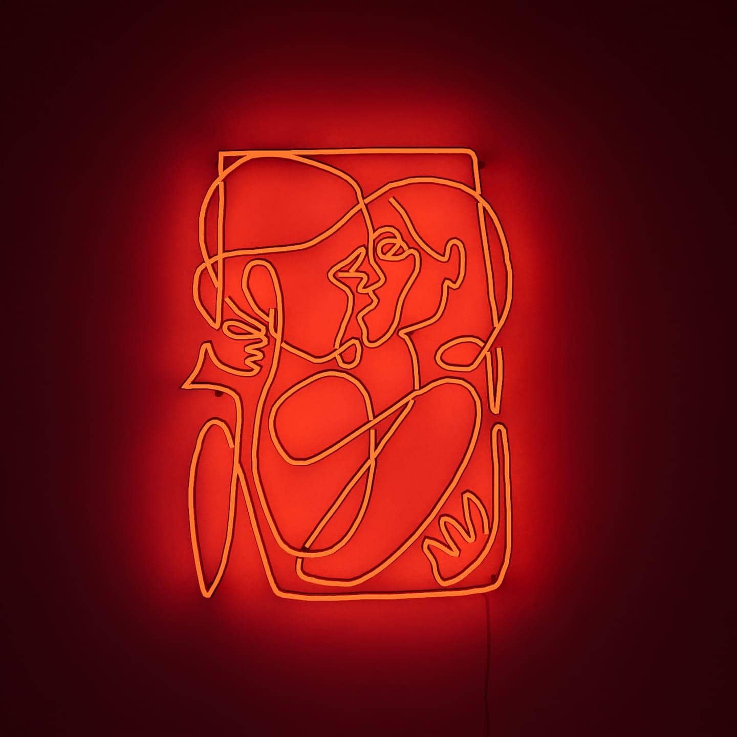 Abstract Neon Sign | Kiss Artwork - NeonsignLife